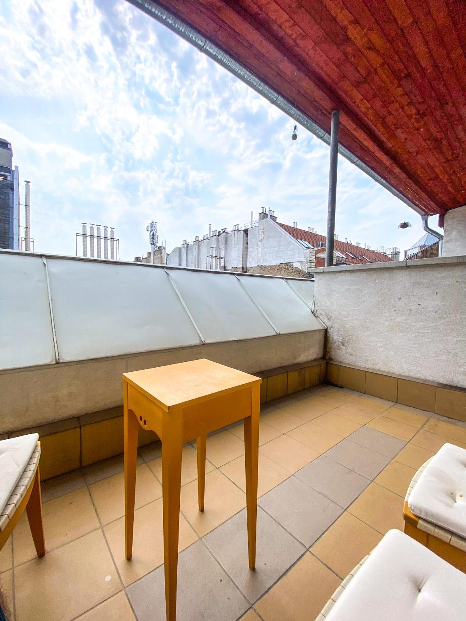 Spacious 2 Story Loft W Balcony Near Opera, Andrassy Budapest Esterno foto