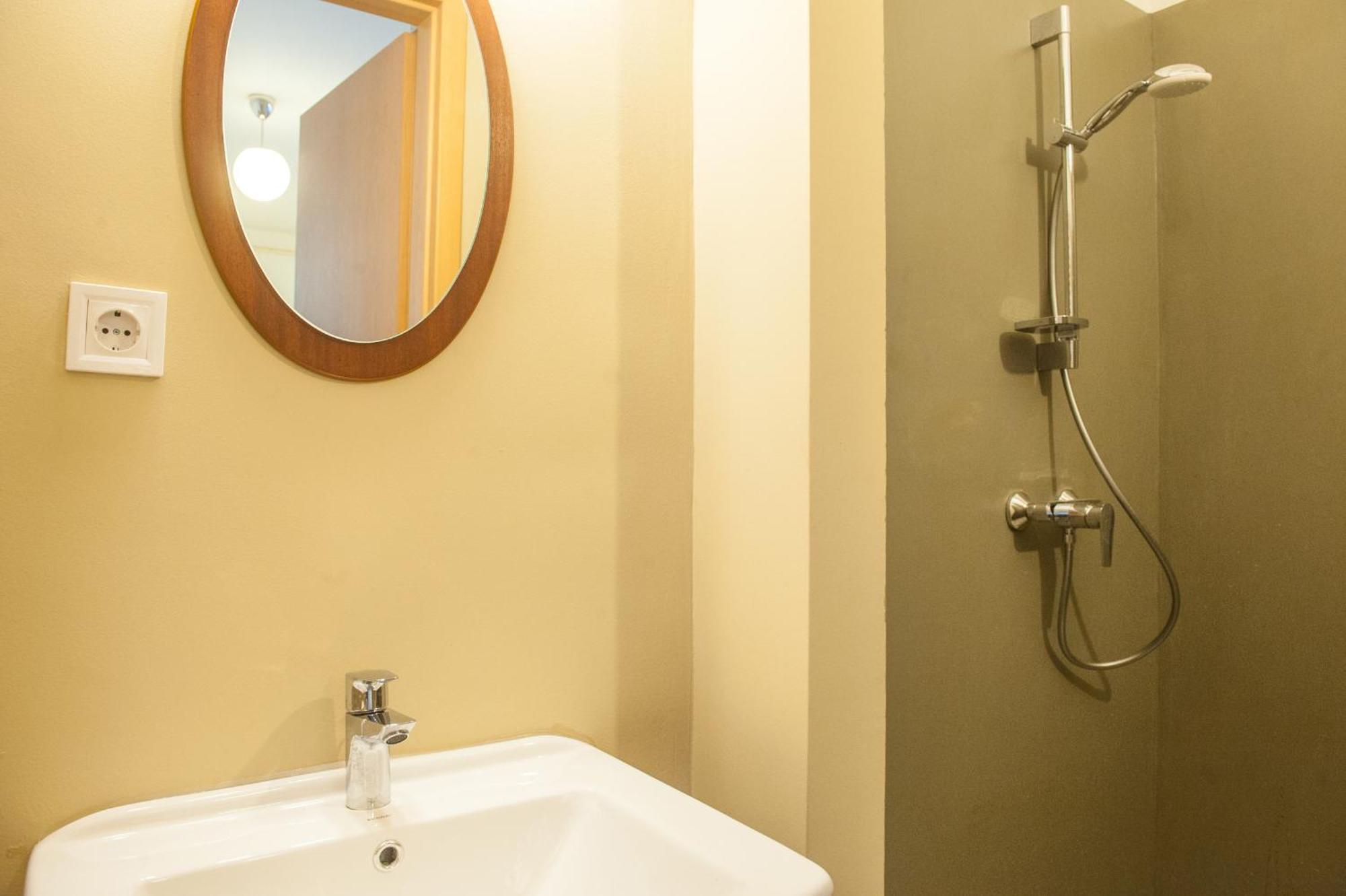 Spacious 2 Story Loft W Balcony Near Opera, Andrassy Budapest Esterno foto